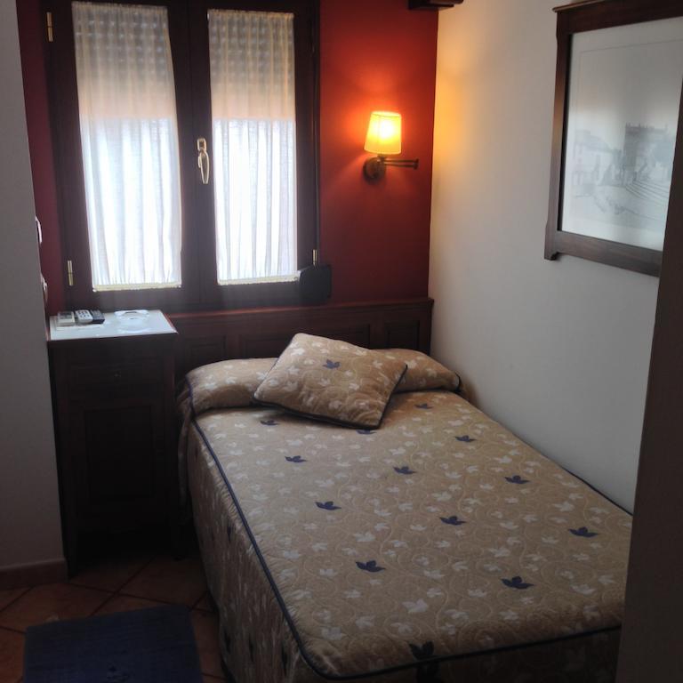 Hospederia Ana Pilar Hotel Porcuna Стая снимка