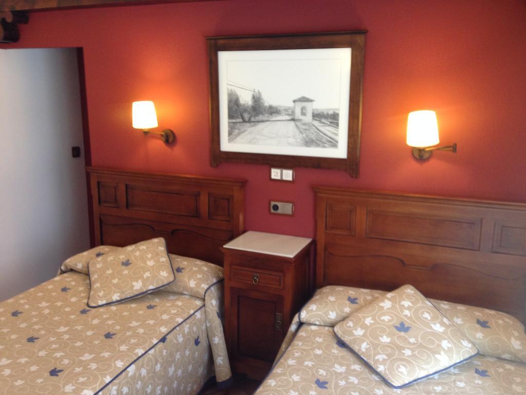 Hospederia Ana Pilar Hotel Porcuna Стая снимка
