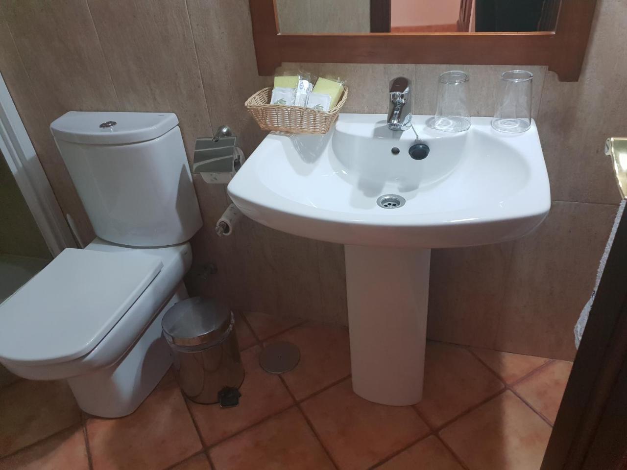 Hospederia Ana Pilar Hotel Porcuna Екстериор снимка